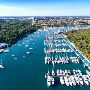 4* Aparthotel Ribarska Koliba